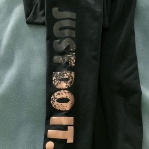 Nike leggings